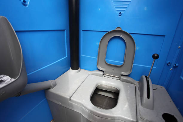 Best Portable Restroom Servicing (Cleaning and Restocking)  in Ferndale, CA